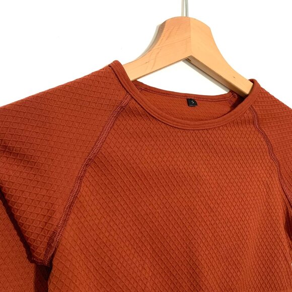 Balance Athletics Rust Orange Long Sleeve Crop Top Size Small Thumb Holes - Picture 6 of 11